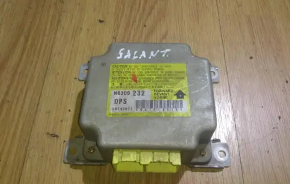 Mitsubishi Galant Airbag control unit/module mr309232