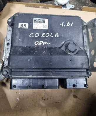 Toyota Auris 150 Engine control unit/module 8966112B91 2753000181