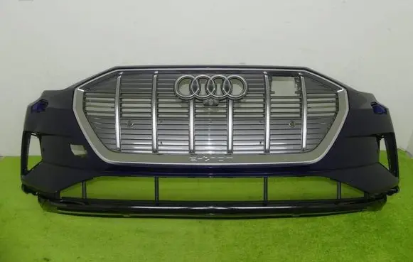 Audi e-tron Front bumper 4KE807437