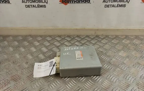Toyota Avensis T270 Power steering control unit/module 6900001685 1120002512 581000352