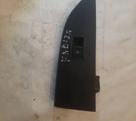 Skoda Fabia Mk1 (6Y) Electric window control switch 6Y1867228