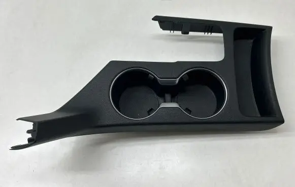 Cup holder front