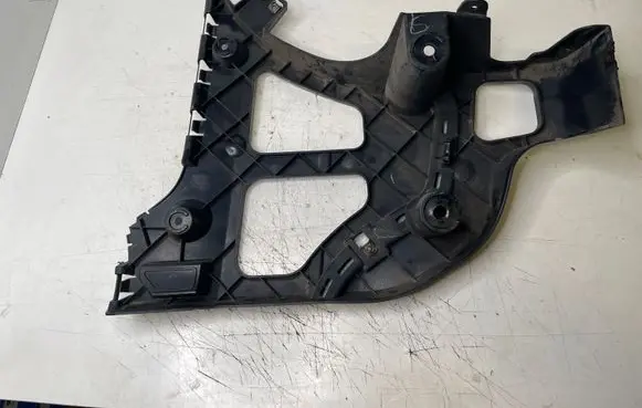 BMW X5 E70 Rear bumper mounting bracket 7158445