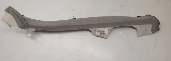 Mercedes-Benz E W211 Rear seat side bottom trim A2116900226 430657