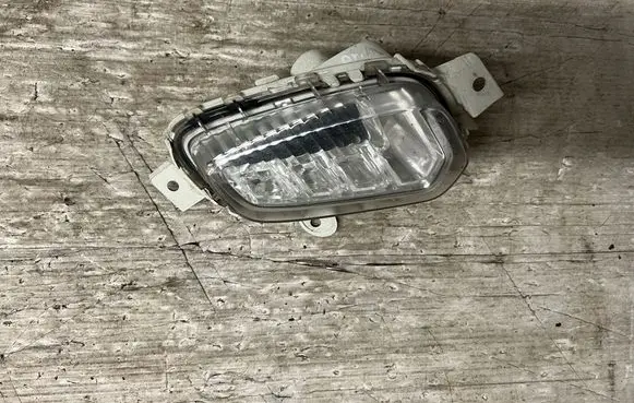 Volvo V40 Front fog light 31323116