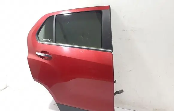 Chevrolet Tracker Rear door 95400520