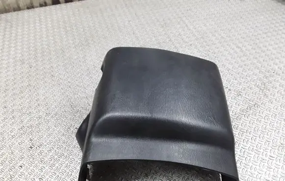 Steering wheel column trim