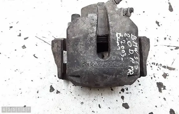 BMW 5 E39 Front brake caliper