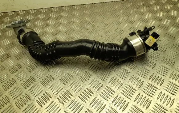 KIA Sportage Air intake hose/pipe 282602M410