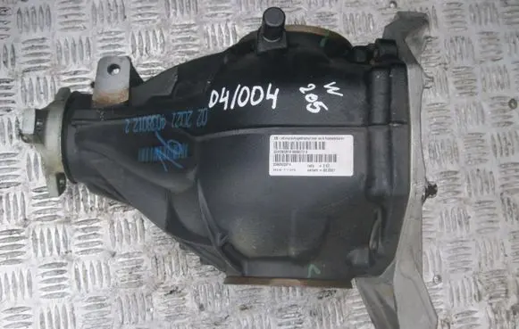 Mercedes-Benz C AMG W205 Rear differential 2043503914 D4/004