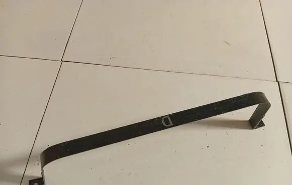 Nissan NV200 Fuel tank mounting bracket