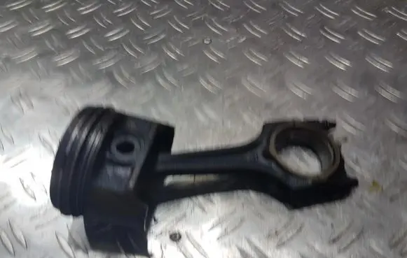 Opel Tigra A Piston with connecting rod