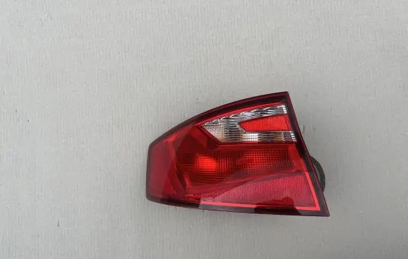 Seat Toledo IV (NH) Rear/tail lights 6JH945095E 2SD01114001AC