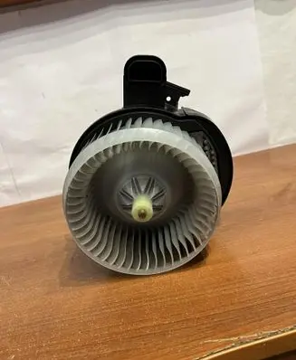 Jaguar F-Pace Heater fan/blower MF1163602681 D1946