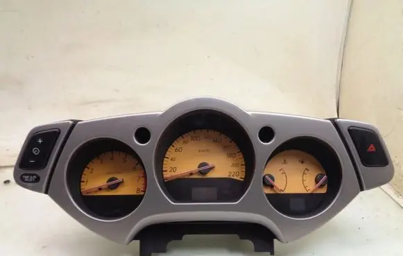 Nissan Murano Z50 Speedometer (instrument cluster)