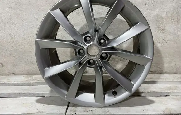 Skoda Superb B8 (3V) R18 alloy rim 