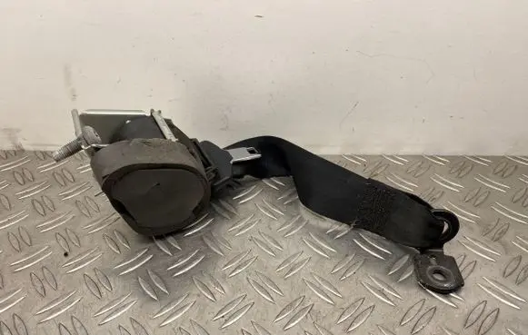 Ford Focus Rear seatbelt BM51611B68ED 34074153DBL
