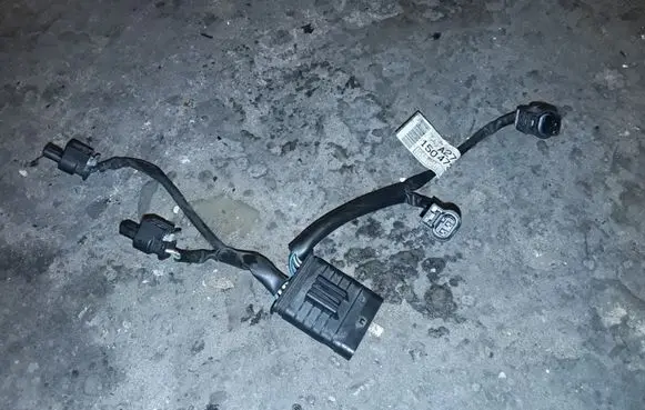 Mercedes-Benz C W204 Fuel injector wires A2711504733
