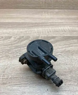 Renault Espace III Turbo solenoid valve 7700100527A