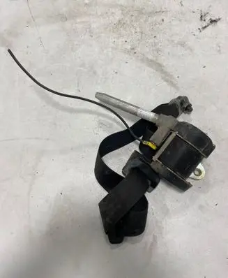 Volkswagen II LT Front seatbelt 566097200 1401