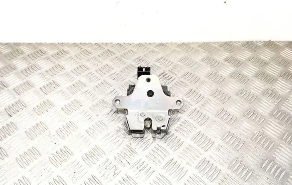 Tailgate/trunk/boot lock/catch/latch