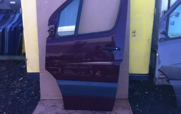 Volkswagen Crafter Front door