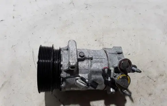 Volvo XC60 Air conditioning (A/C) compressor (pump) 31497908