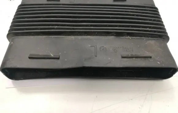 Audi Q7 4M Air intake duct part B10310