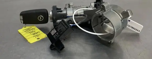Opel Corsa E Ignition lock 84419115 13496392 13523275