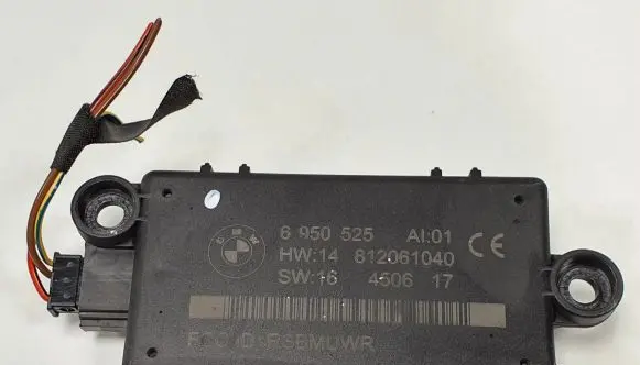 BMW 6 E63 E64 Fan control module 6950525