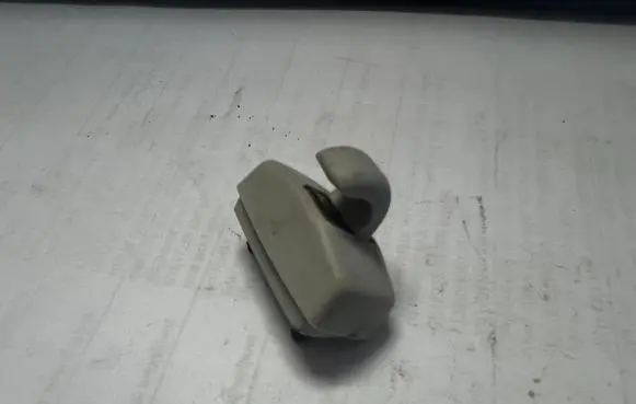 Sun visor clip/hook/bracket
