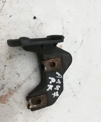BMW 5 E39 Front bumper mounting bracket 8159361