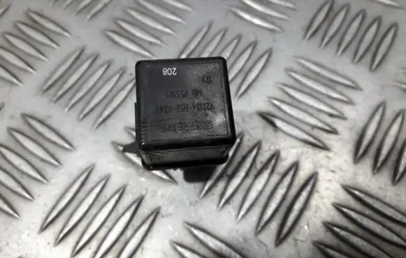 Volvo S40, V40 Other relay V23134B52X240 V23134-B52-X240