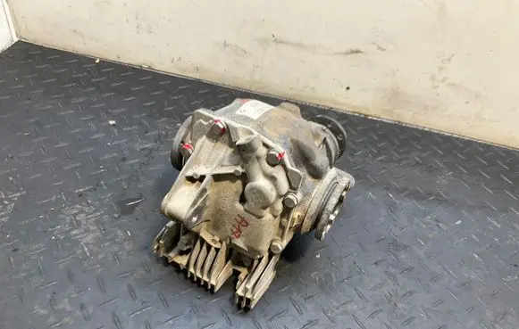 BMW Z4 E85 E86 Rear differential 7551911 EAK82U338 83906042817840043