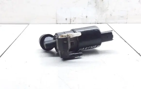 Peugeot Partner Windscreen/windshield washer pump 987086124 V4208004