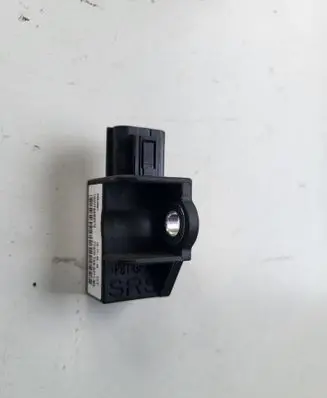 Honda CR-V Airbag deployment crash/impact sensor