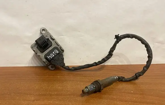 Mercedes-Benz E W213 Lambda probe sensor A0009058011 B204