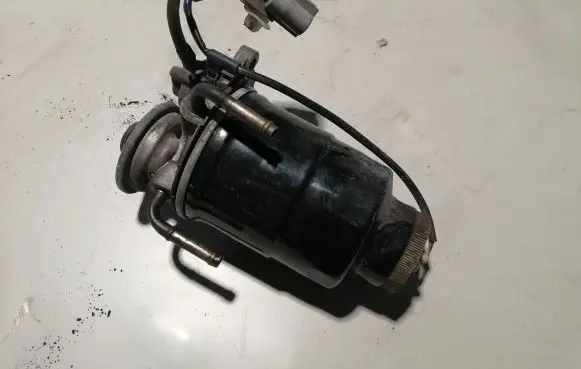 Toyota Corolla E120 E130 Fuel filter 