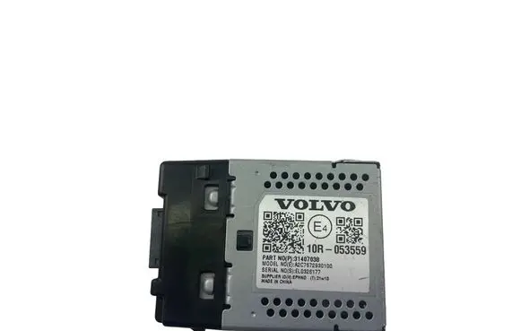 Volvo XC40 AUX in-socket connector 31407038