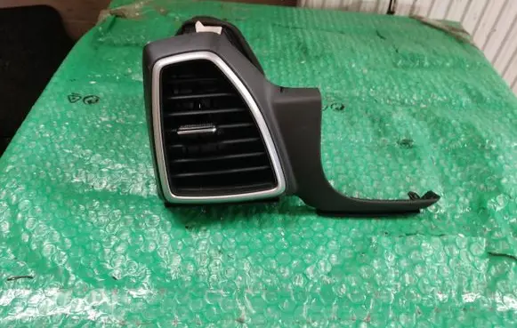 Hyundai Tucson TL Dash center air vent grill 97480-D7AB0TTS