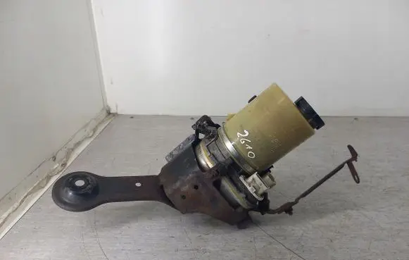 Opel Vectra C Power steering pump TRW