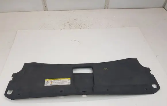 Audi Q3 8U Top upper radiator support slam panel 8U0807081B