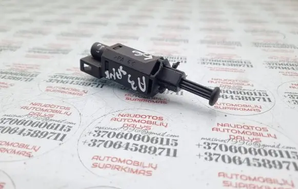 Audi A3 S3 8L Clutch pedal sensor 1H0927189A