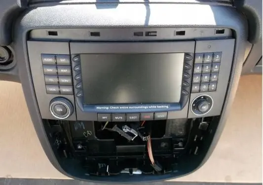 Mercedes-Benz R W251 Navigation unit CD/DVD player 