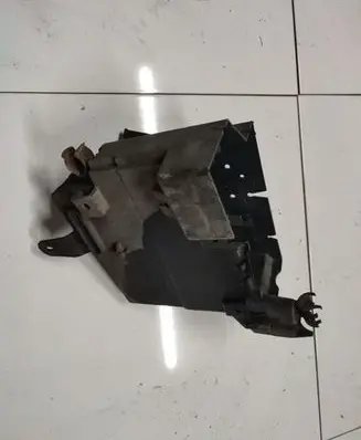 Peugeot 406 Fuse box cover 