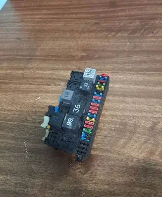 Volkswagen Transporter - Caravelle T4 Fuse box set 357937039