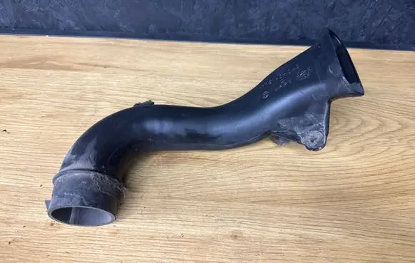 Toyota Avensis T250 Air intake hose/pipe 177510H040