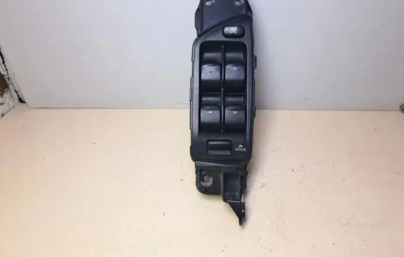 Subaru Outback Electric window control switch 514837 M021