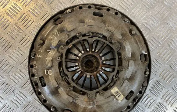 Opel Zafira B Clutch set kit 9223223