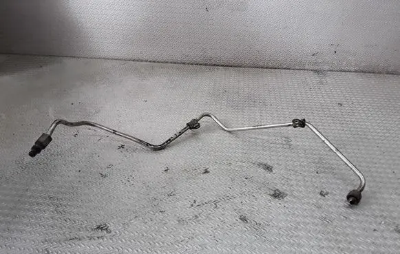 Volkswagen Golf Plus Turbo turbocharger oiling pipe/hose